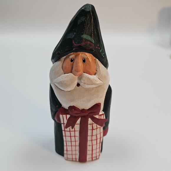 Vintage  Hand-carved wooden Eddie Walker Santa Figure Holding Gift 4.5" - Picture 1 of 7